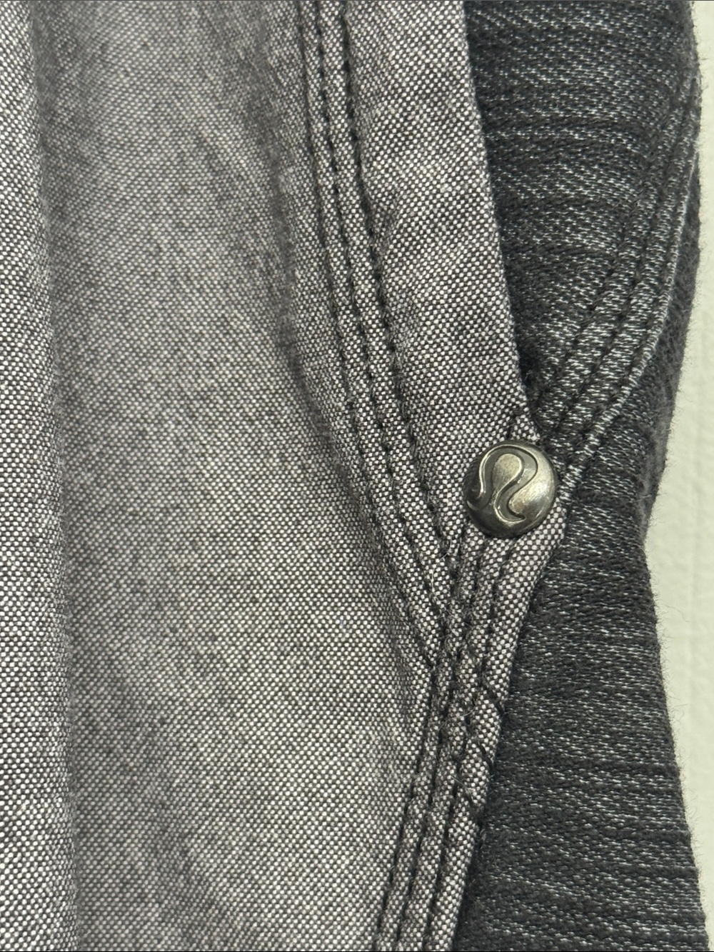 Lululemon Ride On Pants Black/Fossil Size 10 EUC - Picture 2 of 8